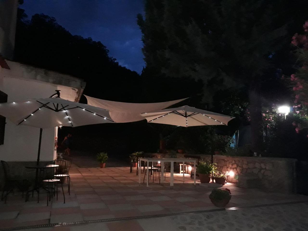 特拉蒙蒂 Agriturismo Mare E Monti旅馆 外观 照片